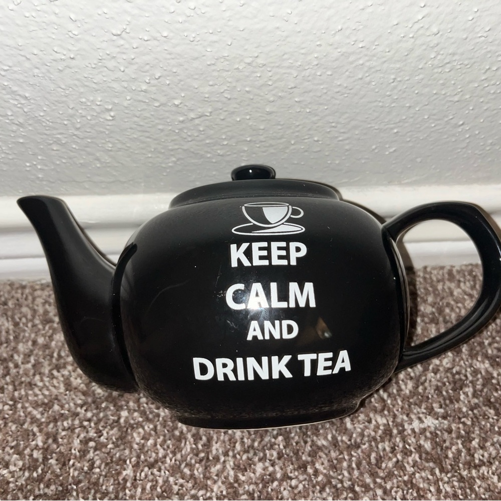 Elegant Black Teapot with Inspirational Message